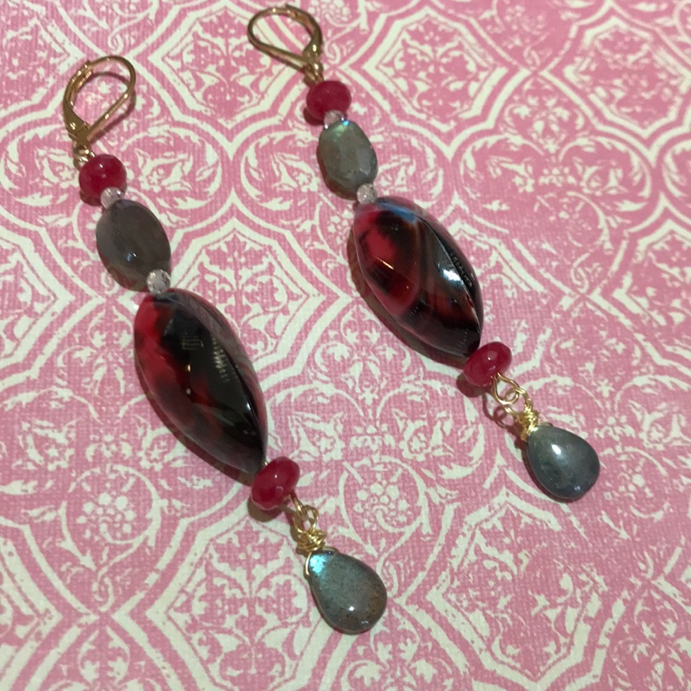 Beautiful Labradorite and sea shell earrings